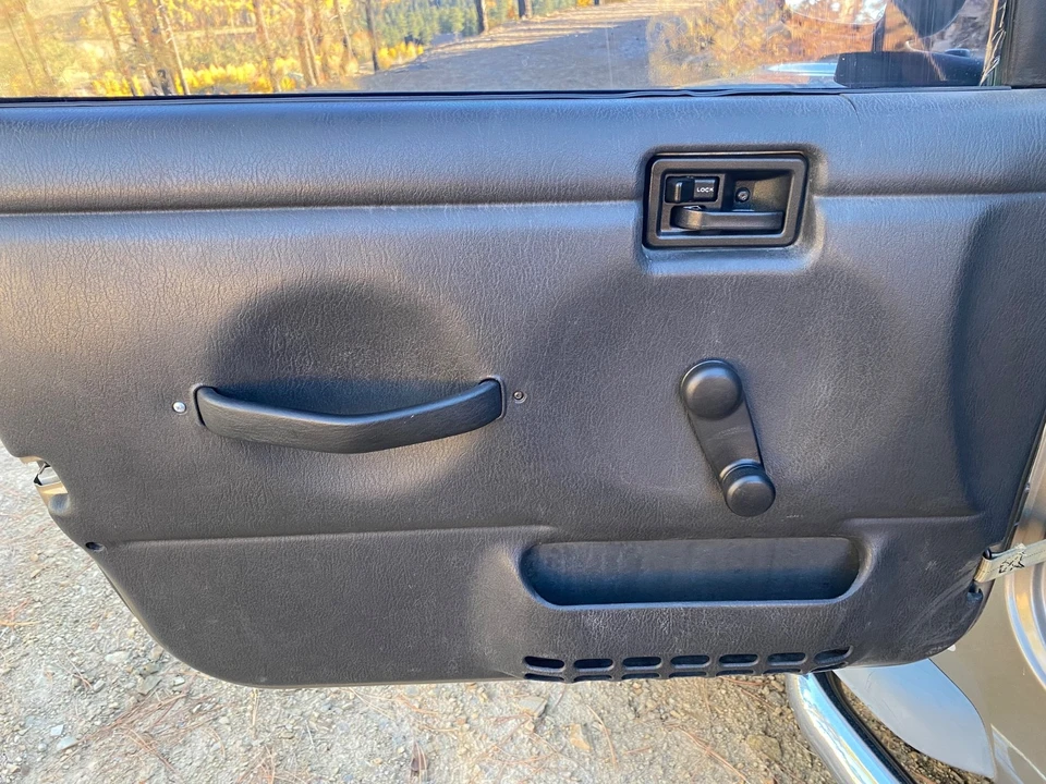 2004 Jeep TJ Wrangler - Image 8 of 21