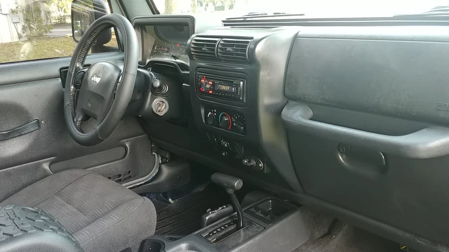 2004 Jeep TJ Wrangler - Image 4 of 12