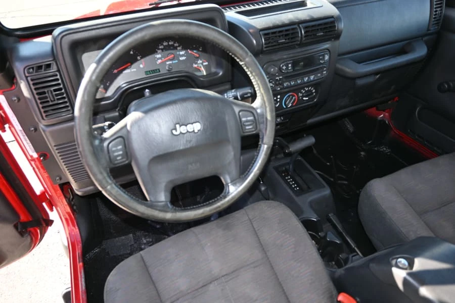2004 Jeep TJ Wrangler - Image 10 of 12
