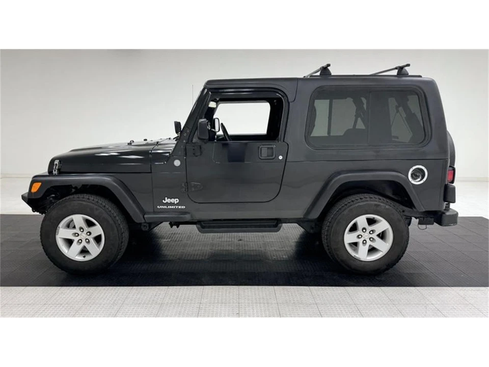 2004 Jeep TJ Wrangler - Image 2 of 31