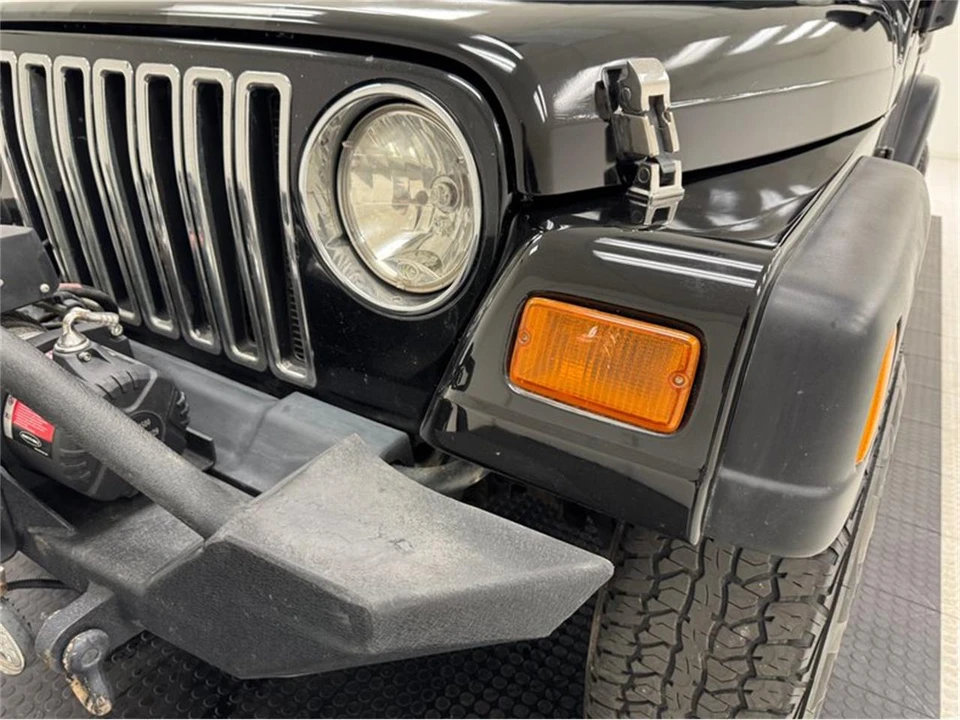 2004 Jeep TJ Wrangler - Image 11 of 31