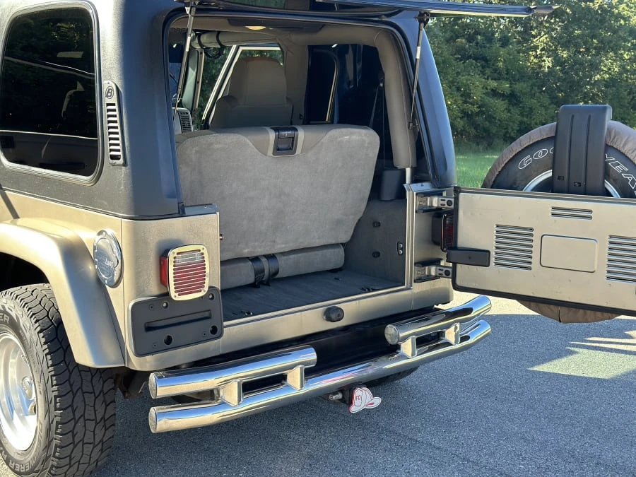 2004 Jeep TJ Wrangler - Image 7 of 11