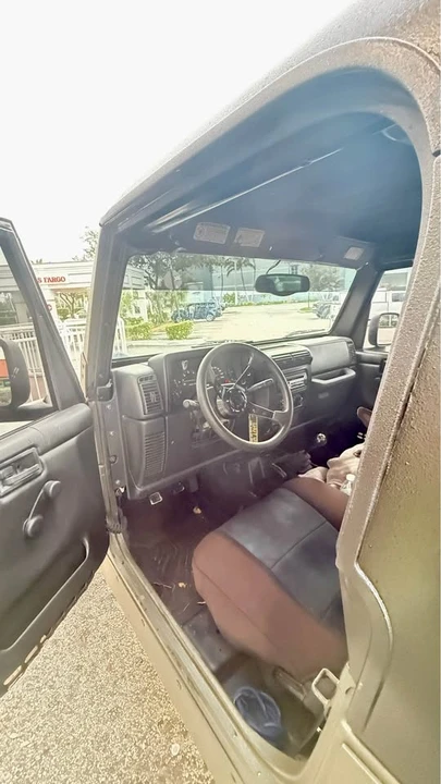 2004 Jeep TJ Wrangler - Image 5 of 6