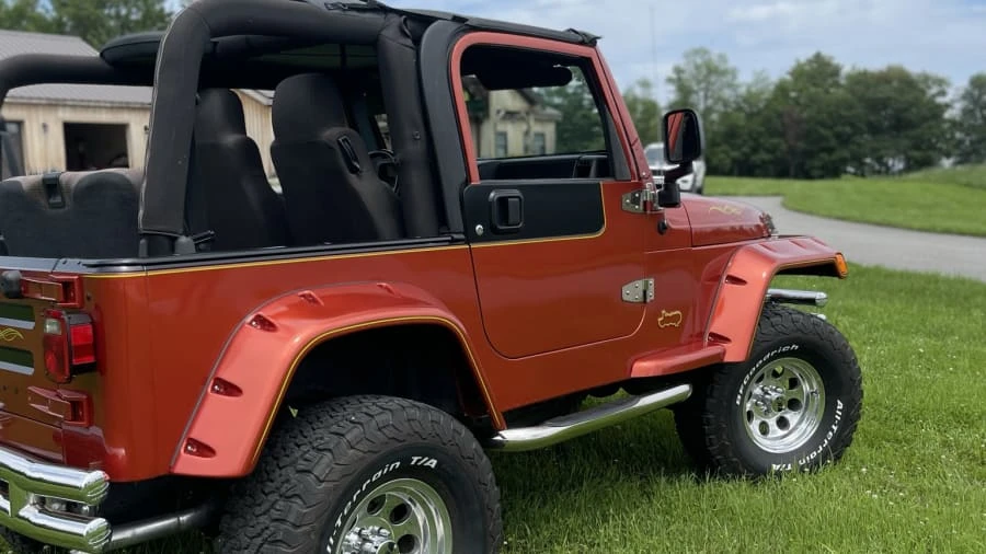 2004 Jeep TJ Wrangler - Image 11 of 31