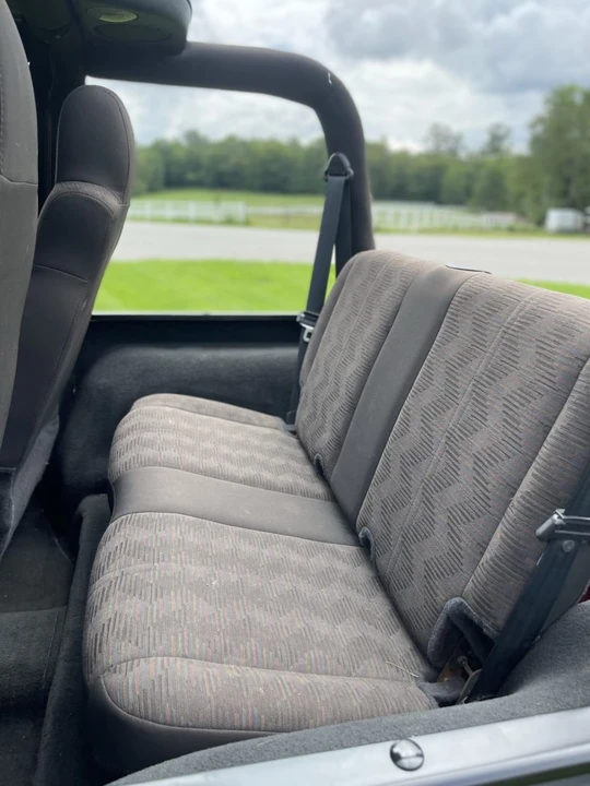 2004 Jeep TJ Wrangler - Image 30 of 31