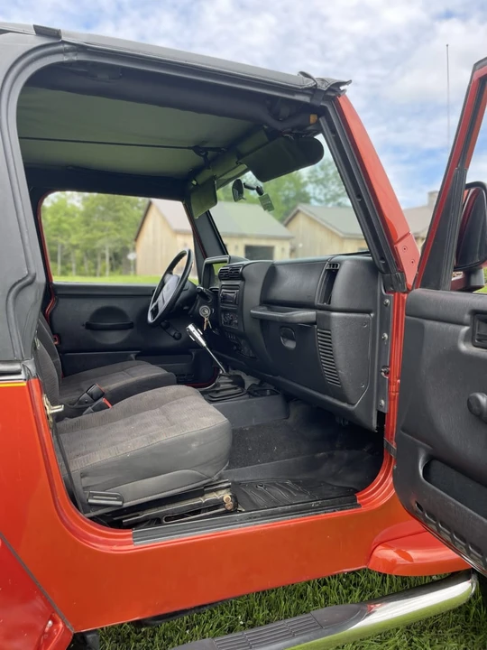 2004 Jeep TJ Wrangler - Image 28 of 31