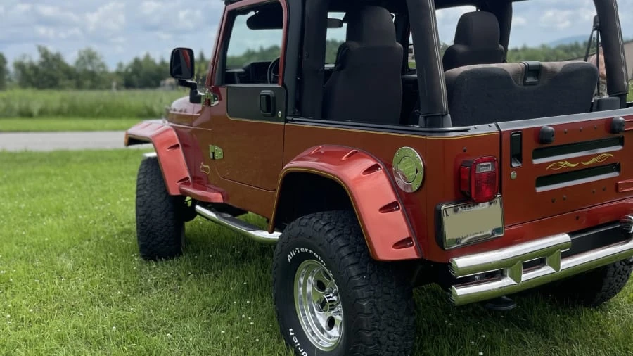 2004 Jeep TJ Wrangler - Image 15 of 31