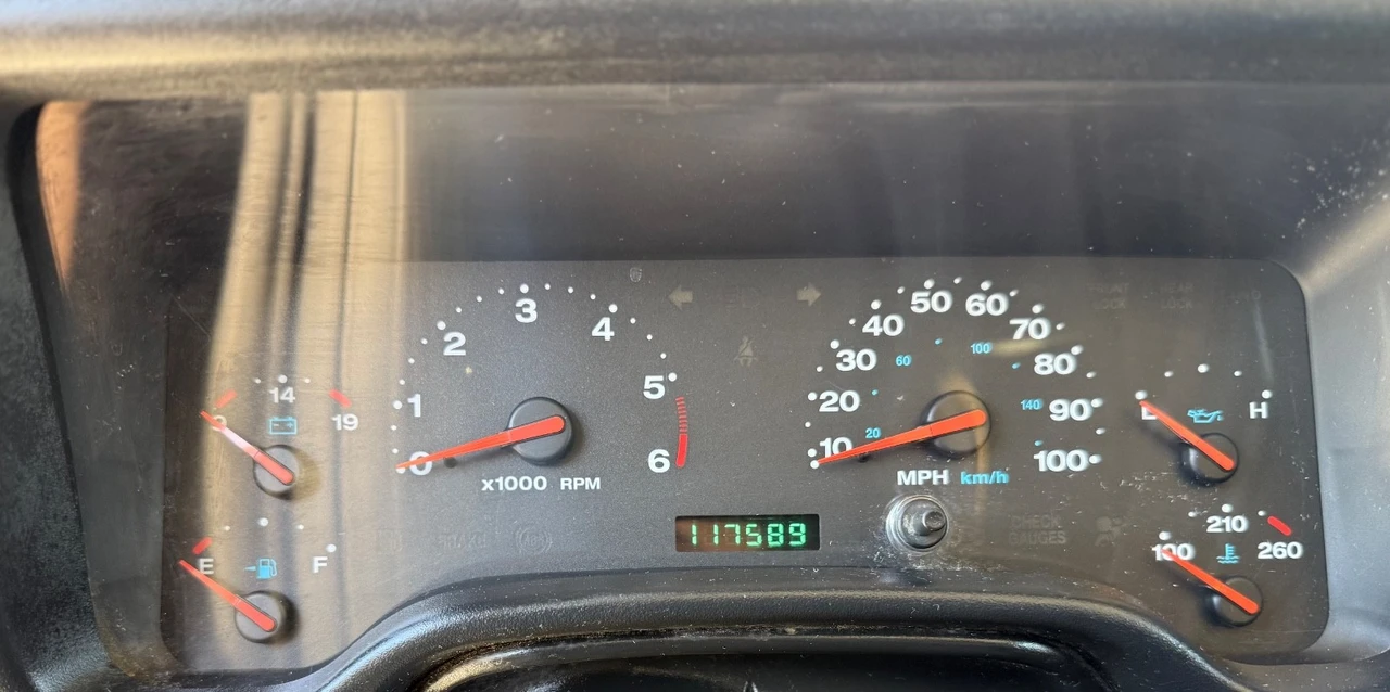 2004 Jeep TJ Wrangler - Image 10 of 16