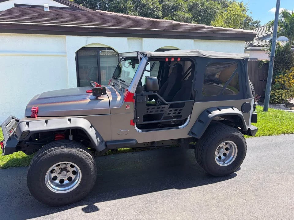 2004 Jeep TJ Wrangler - Image 2 of 17