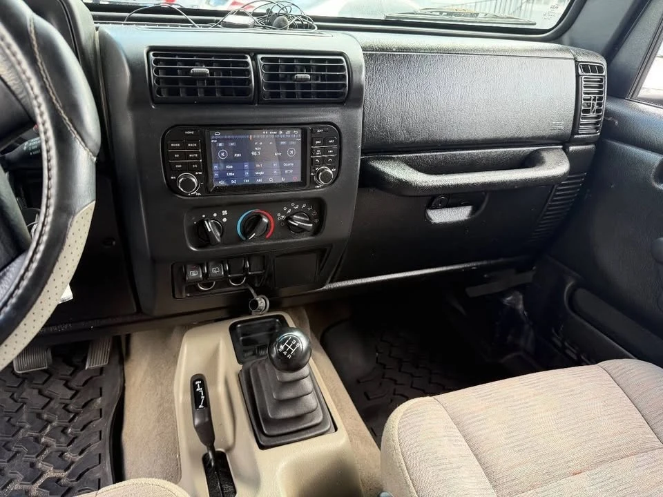 2004 Jeep TJ Wrangler - Image 11 of 11
