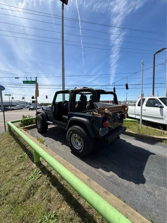 2004 Jeep TJ Wrangler - Image 12 of 14