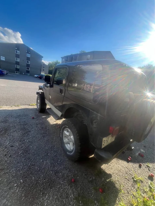 2004 Jeep TJ Wrangler - Image 3 of 4