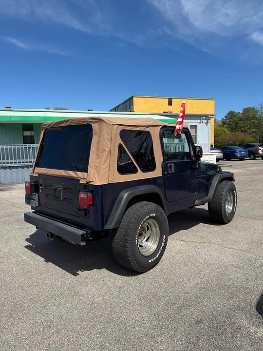 2004 Jeep TJ Wrangler - Image 10 of 14