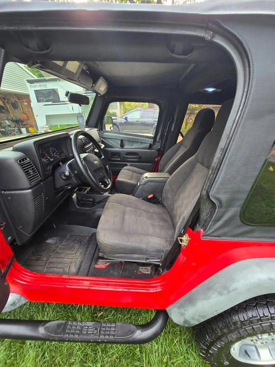 2004 Jeep TJ Wrangler - Image 8 of 13