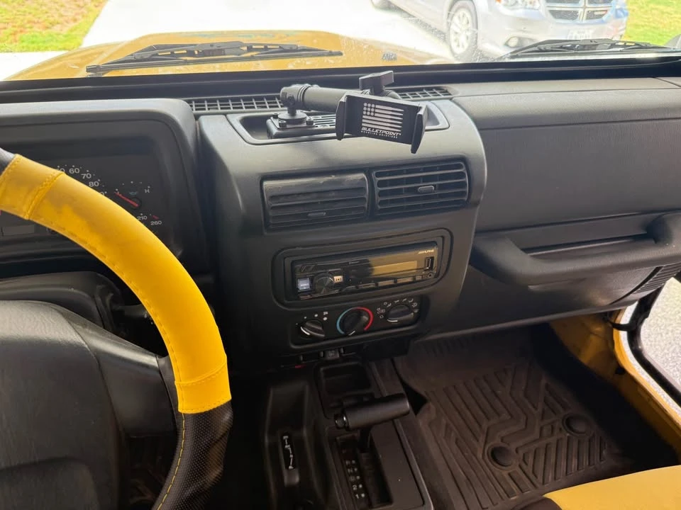 2004 Jeep TJ Wrangler - Image 2 of 15
