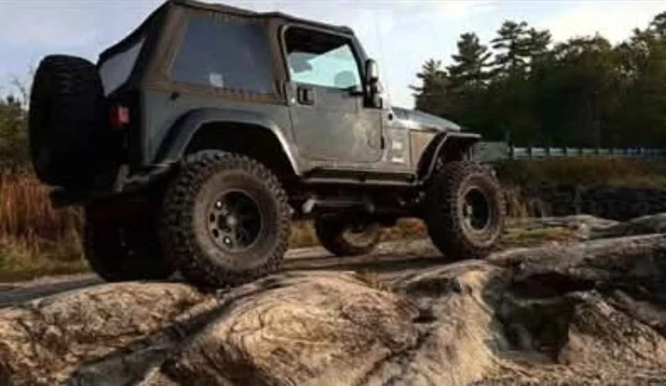 2004 Jeep TJ Wrangler - Image 5 of 10