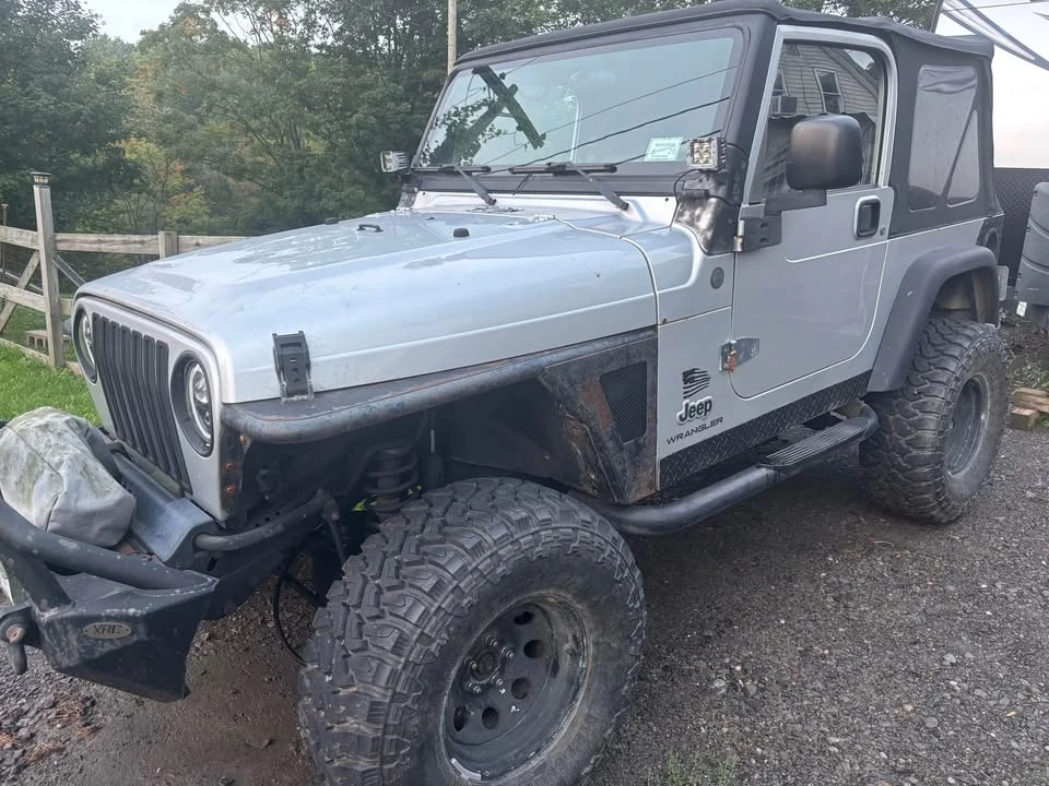 2004 Jeep TJ Wrangler - Image 2 of 16