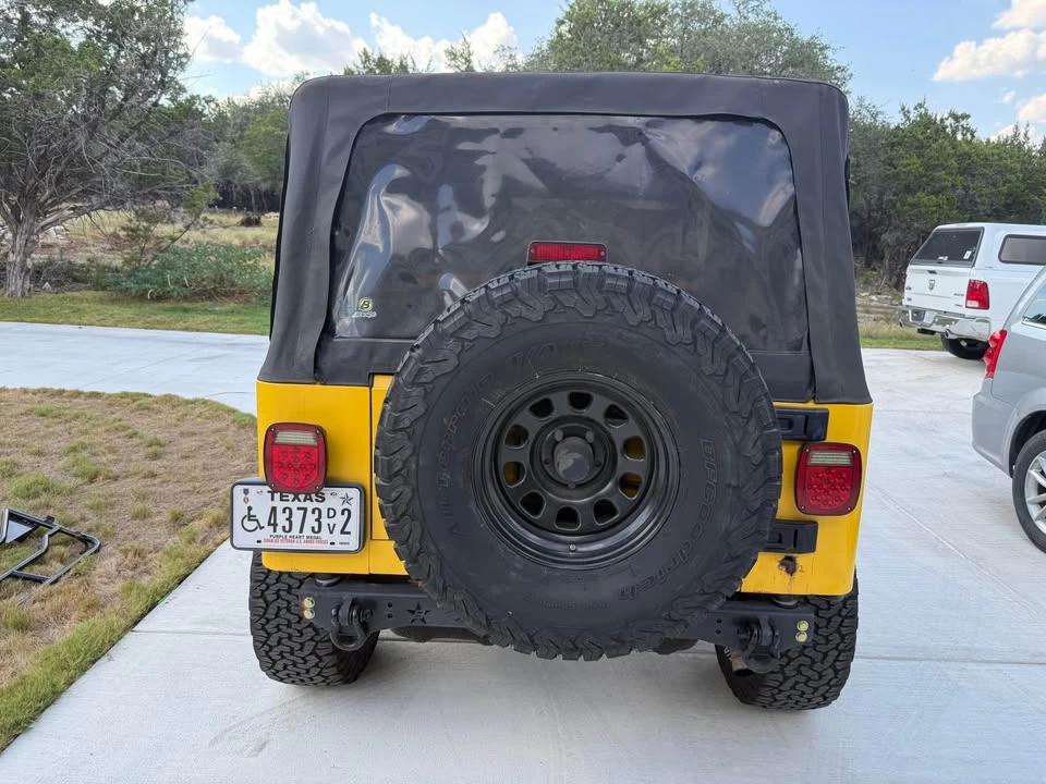 2004 Jeep TJ Wrangler - Image 11 of 15