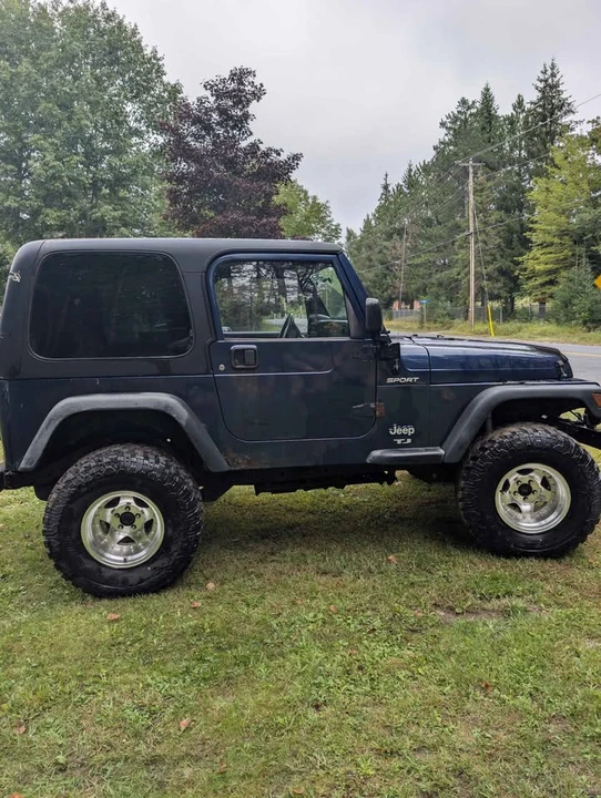 2004 Jeep TJ Wrangler - Image 12 of 13