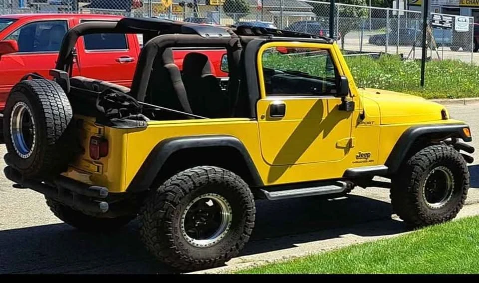 2004 Jeep TJ Wrangler - Image 4 of 5