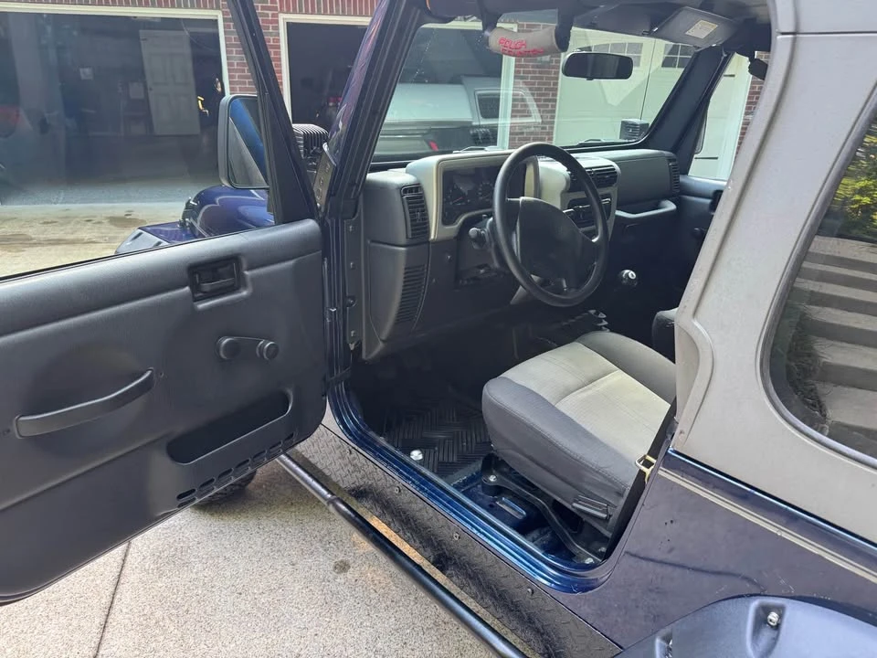 2004 Jeep TJ Wrangler - Image 8 of 13