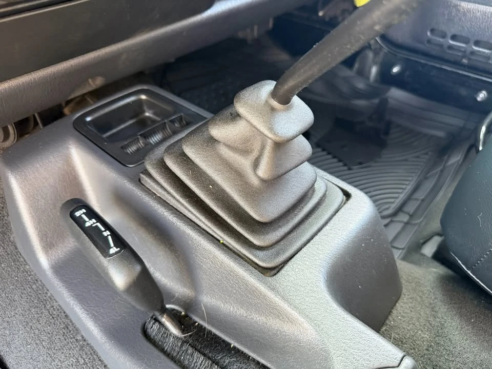 2004 Jeep TJ Wrangler - Image 11 of 14