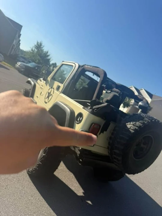 2004 Jeep TJ Wrangler - Image 6 of 9
