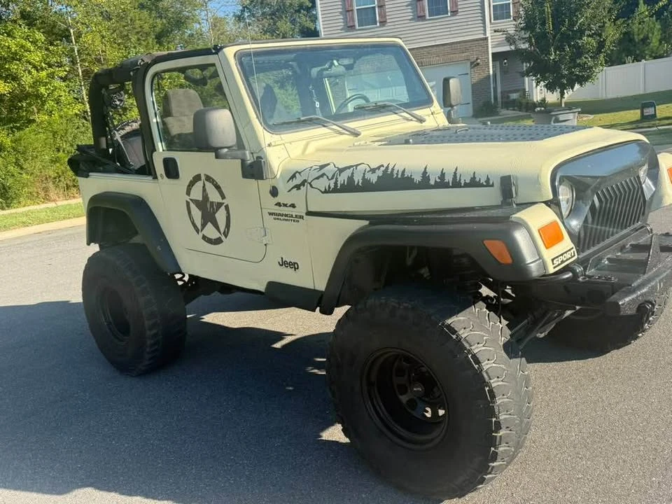 2004 Jeep TJ Wrangler - Image 2 of 9