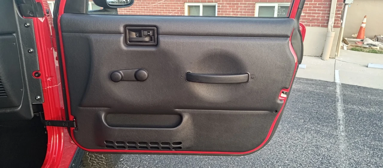 2004 Jeep TJ Wrangler - Image 23 of 31