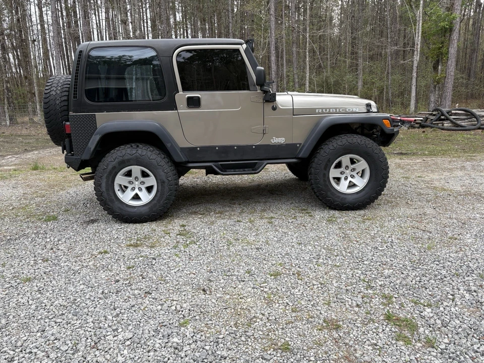 2004 Jeep TJ Wrangler - Image 10 of 11
