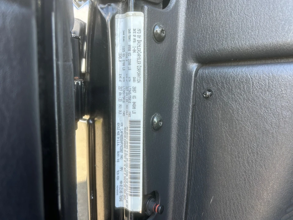 2004 Jeep TJ Wrangler - Image 18 of 23