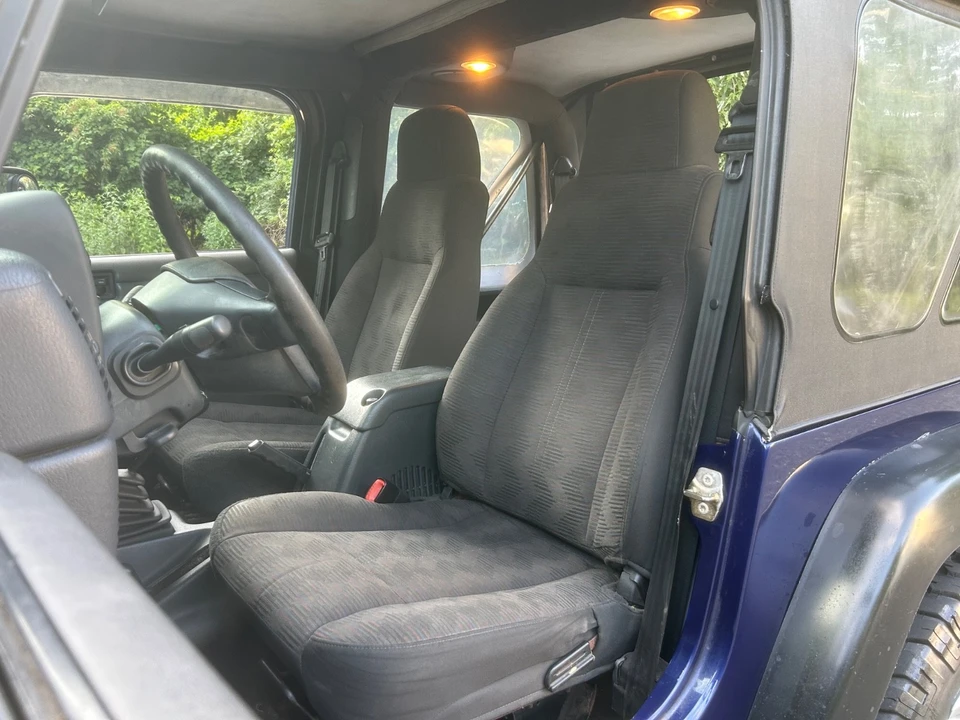 2004 Jeep TJ Wrangler - Image 14 of 21