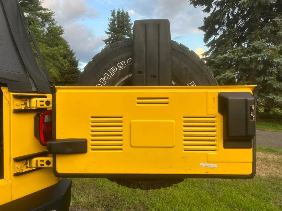 2004 Jeep TJ Wrangler - Image 28 of 31