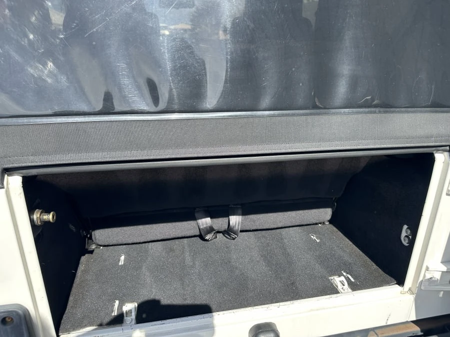 2004 Jeep TJ Wrangler - Image 24 of 31