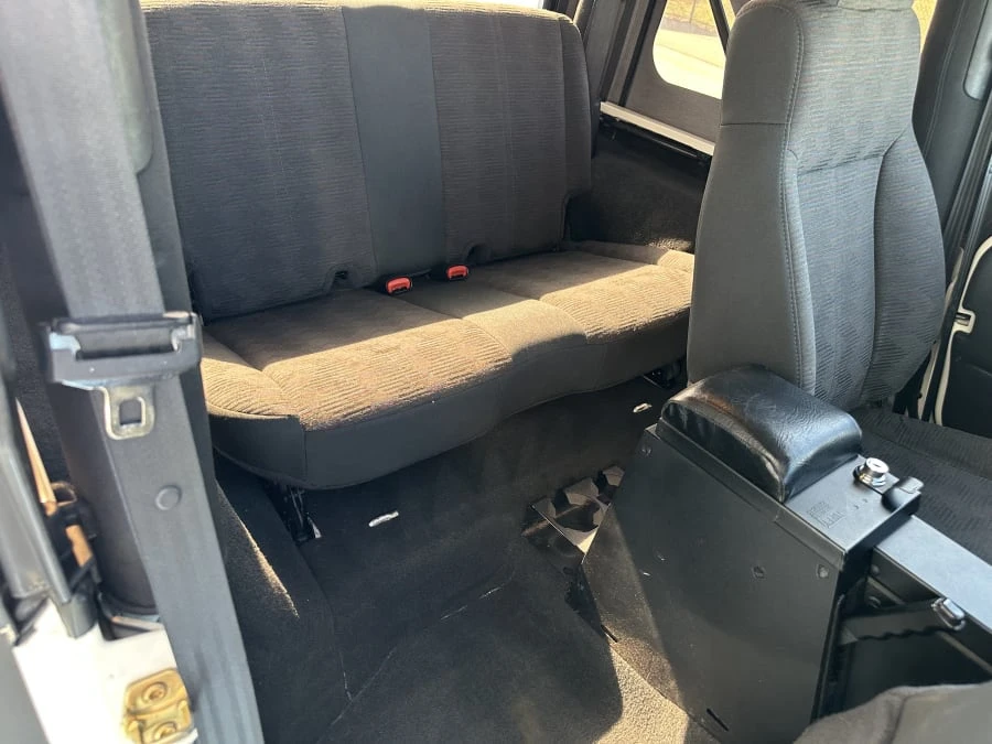 2004 Jeep TJ Wrangler - Image 19 of 31