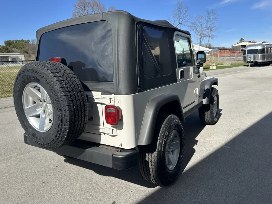 2004 Jeep TJ Wrangler - Image 3 of 31