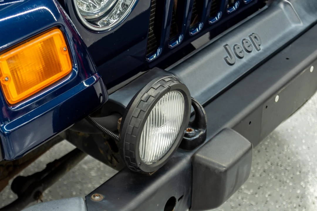 2004 Jeep TJ Wrangler - Image 17 of 31