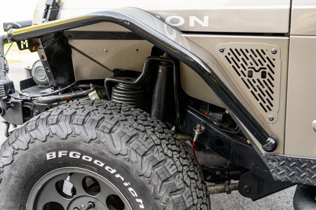 2004 Jeep TJ Wrangler - Image 26 of 31