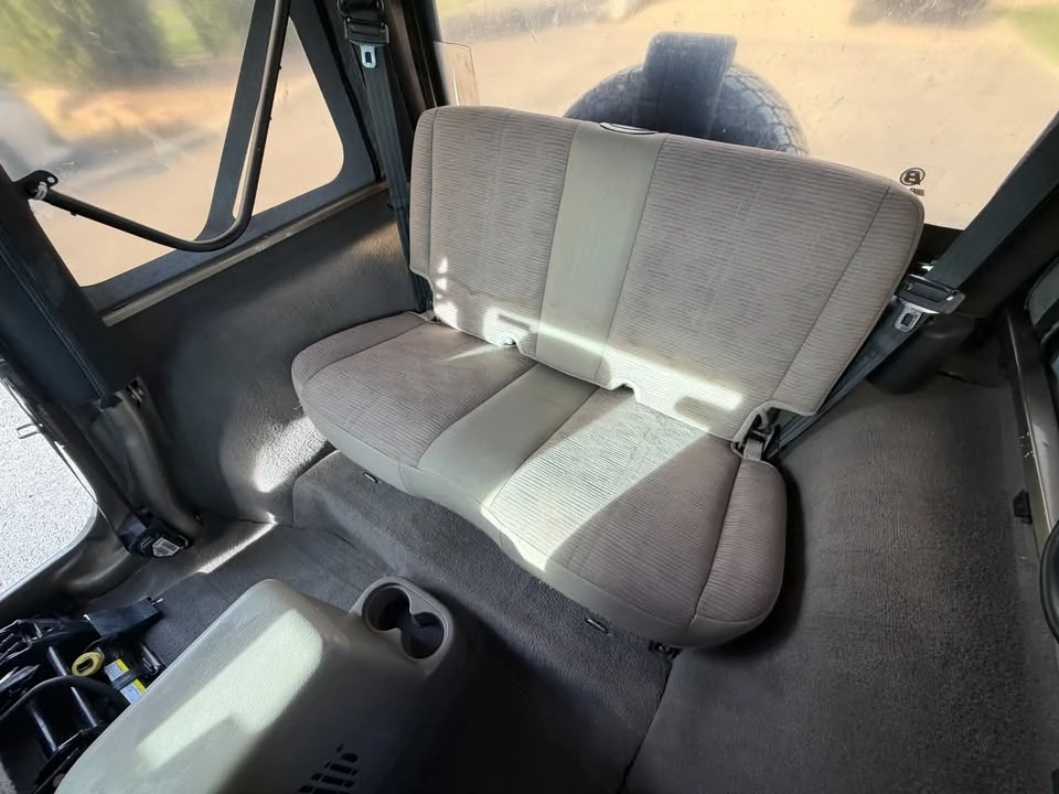 2004 Jeep TJ Wrangler - Image 17 of 20