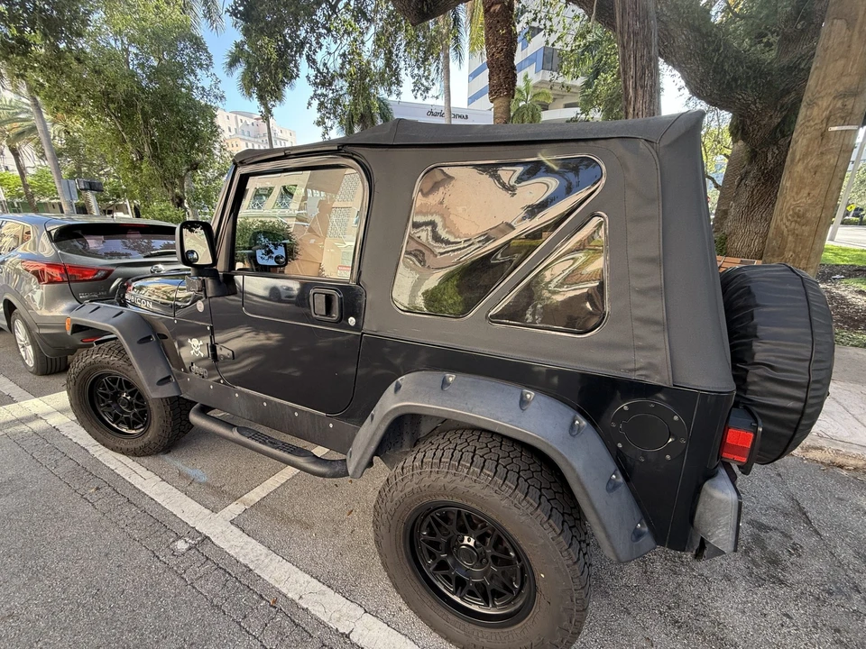 2004 Jeep TJ Wrangler - Image 6 of 31