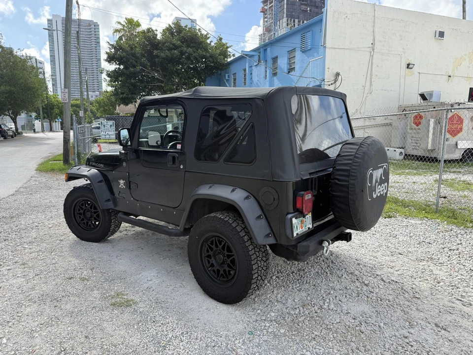 2004 Jeep TJ Wrangler - Image 18 of 31