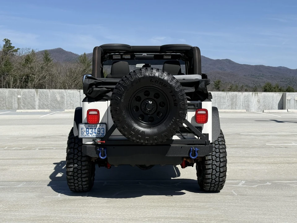 2004 Jeep TJ Wrangler - Image 15 of 31