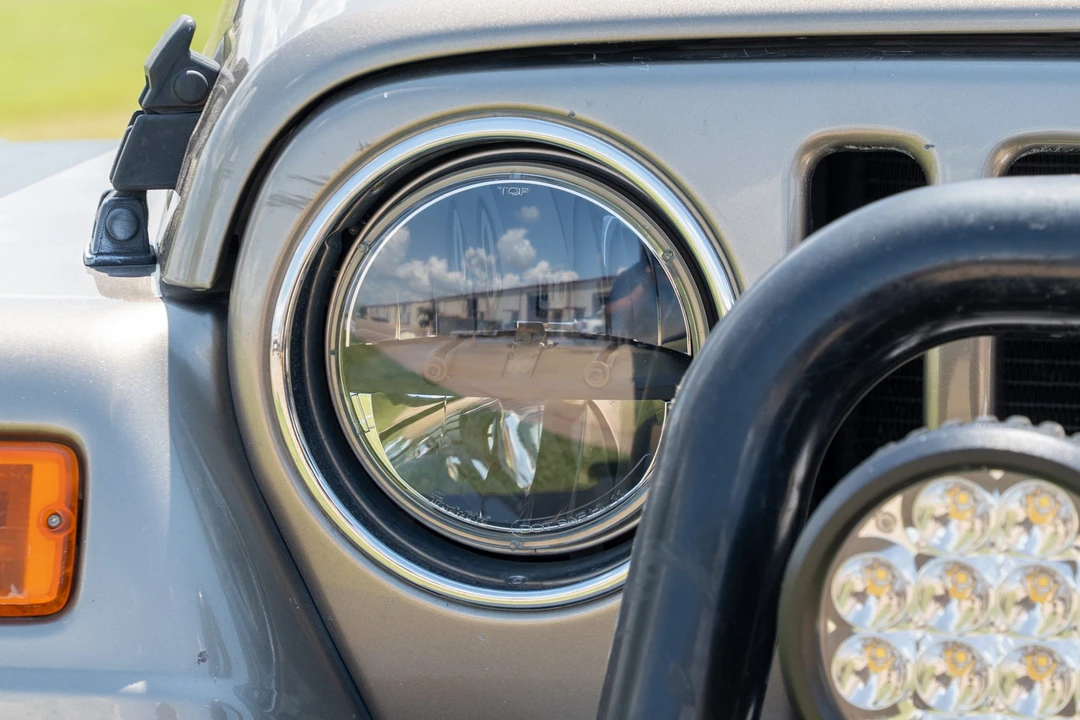 2004 Jeep TJ Wrangler - Image 15 of 31