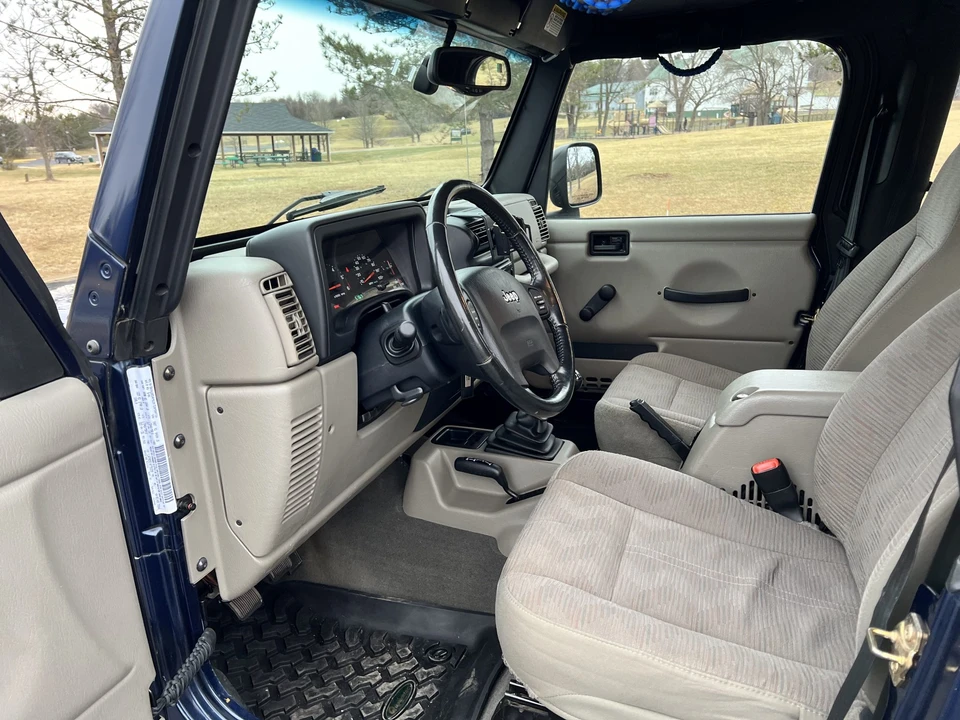 2004 Jeep TJ Wrangler - Image 12 of 31