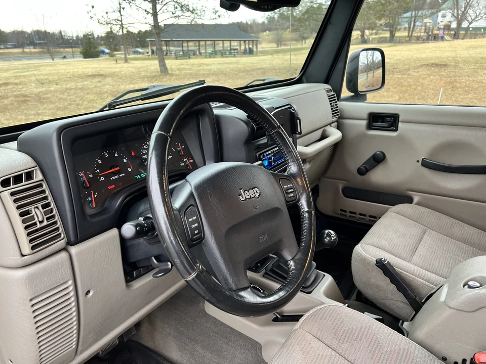 2004 Jeep TJ Wrangler - Image 14 of 31