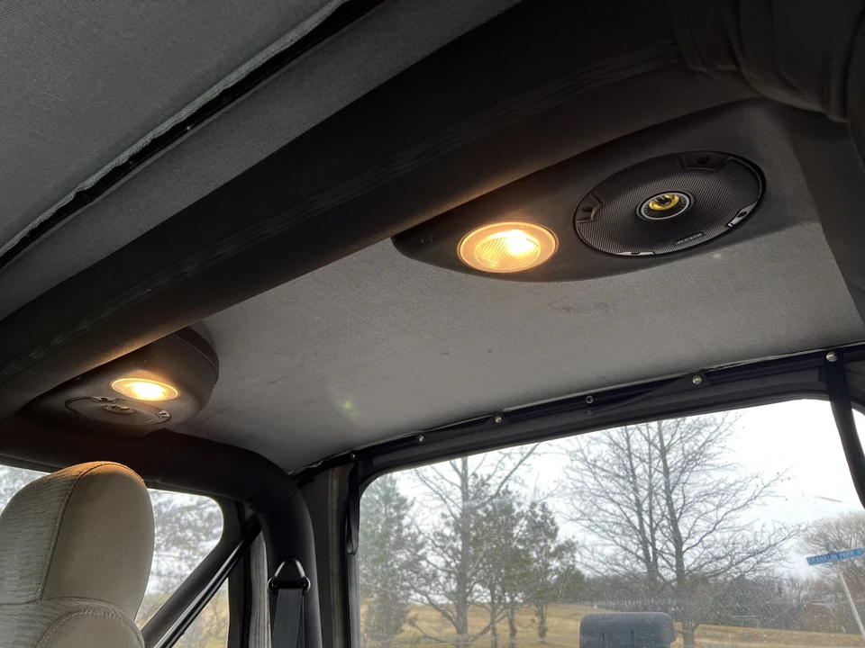 2004 Jeep TJ Wrangler - Image 22 of 31