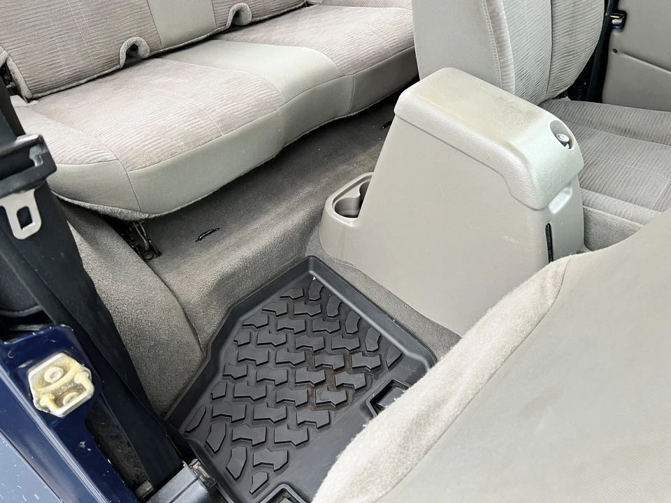 2004 Jeep TJ Wrangler - Image 25 of 31