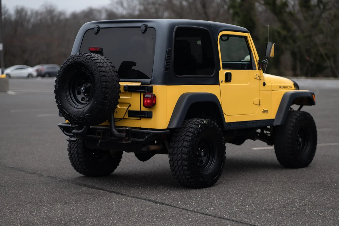 2004 Jeep TJ Wrangler - Image 15 of 31