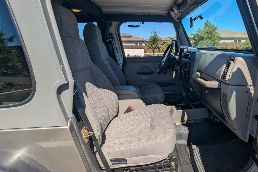 2004 Jeep TJ Wrangler - Image 25 of 31