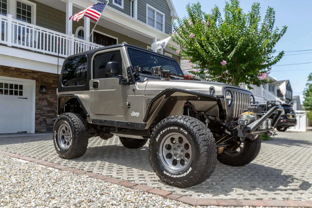 2004 Jeep TJ Wrangler - Image 10 of 13